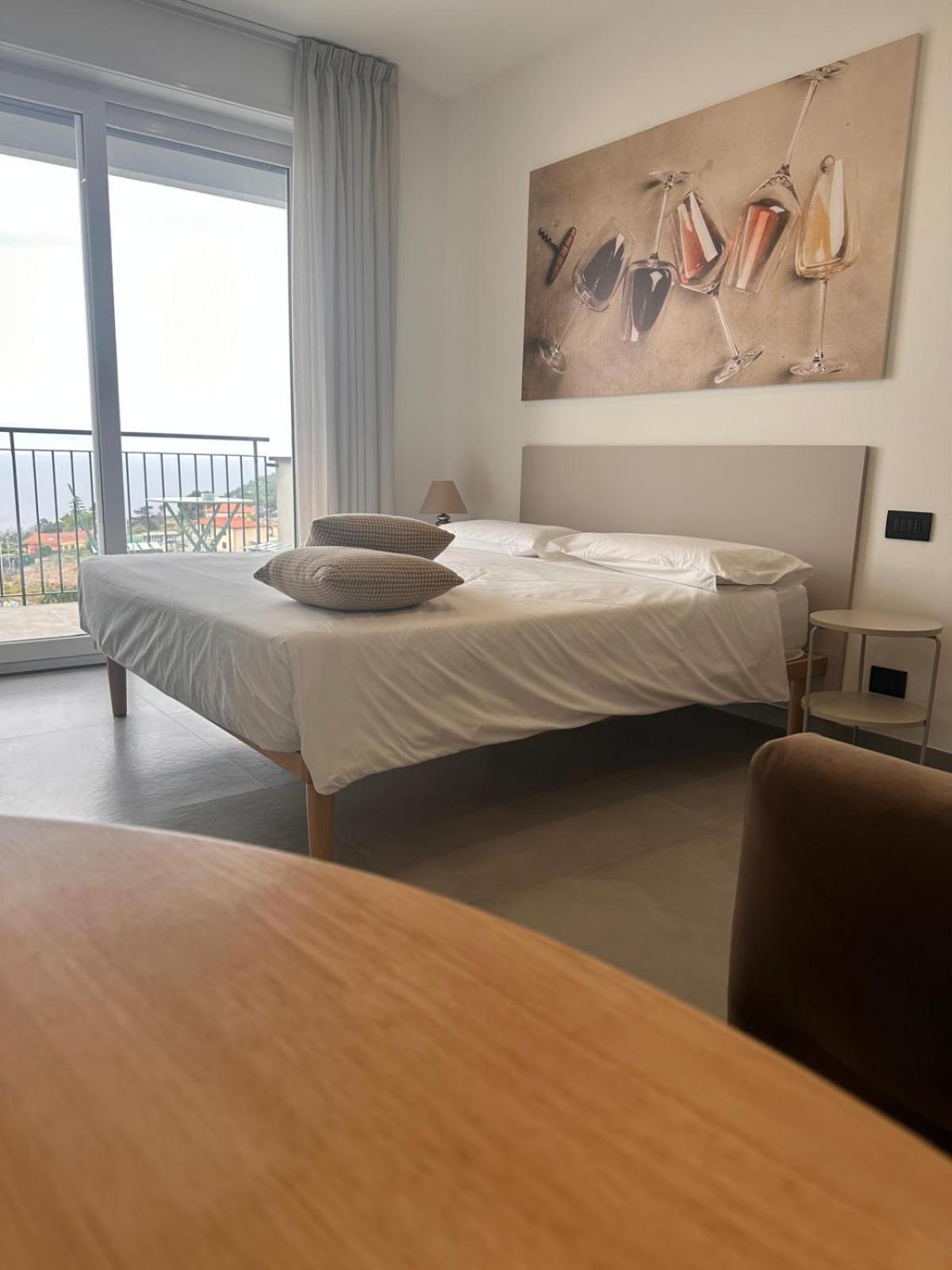 Villa La Matta Apartments And Luxury Suites Sanremo Phòng bức ảnh